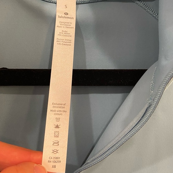 NWT athletic Athleisure minimalist Lululemon Run To Reset 1/2 Zip/Top - Picture 10 of 14